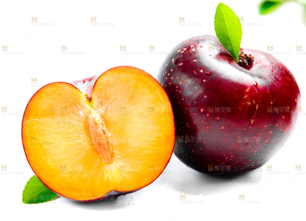 白底上的放着切开的陕西黑布林