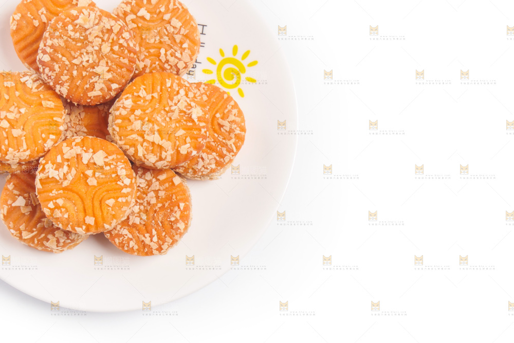 白底上的饼干