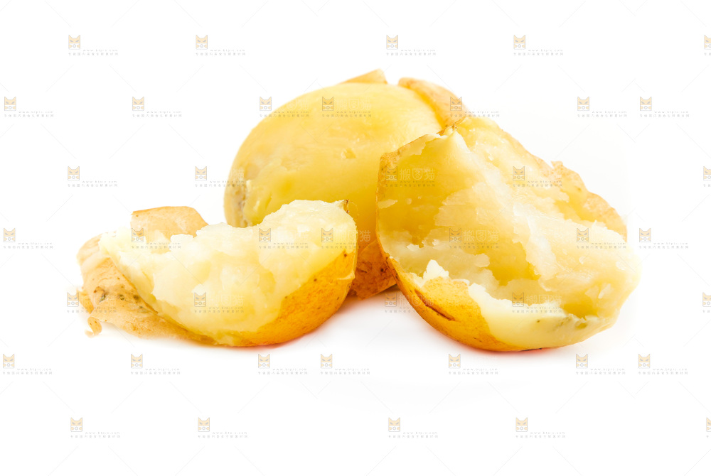 白底上放着云南黄心土豆