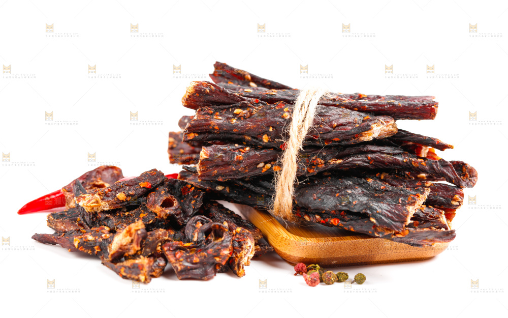 白底上的牛肉条
