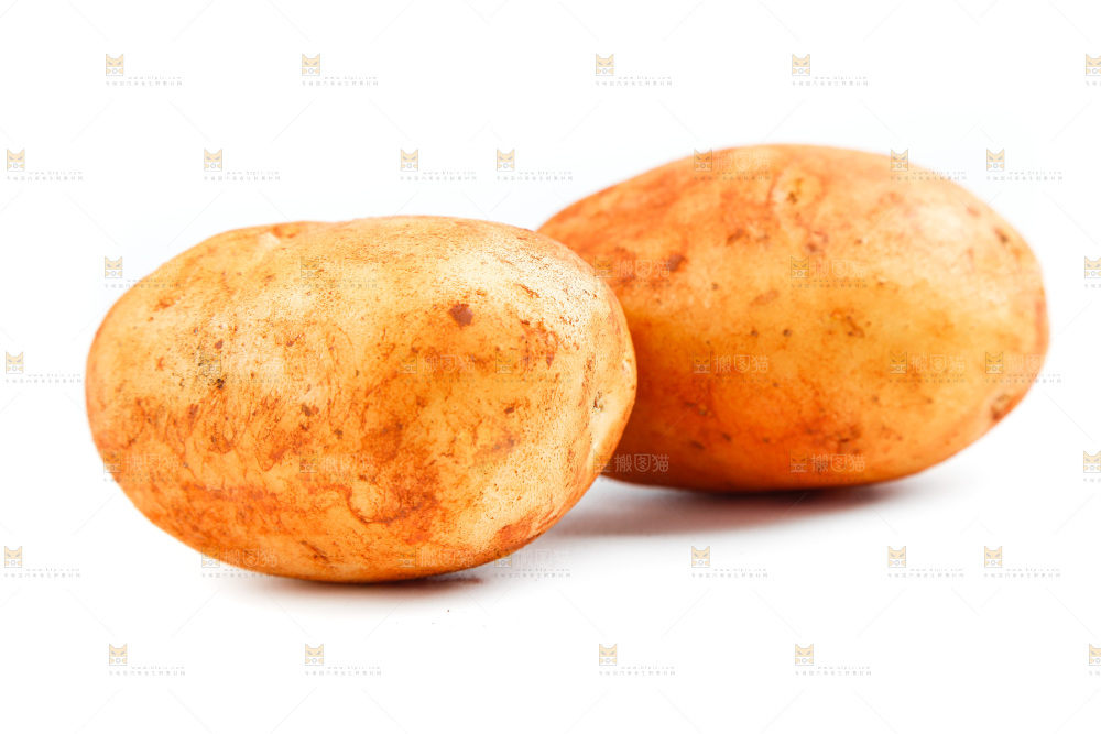 白底上的土豆