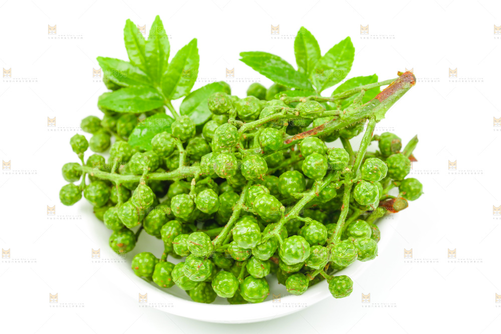 白底上的青花椒