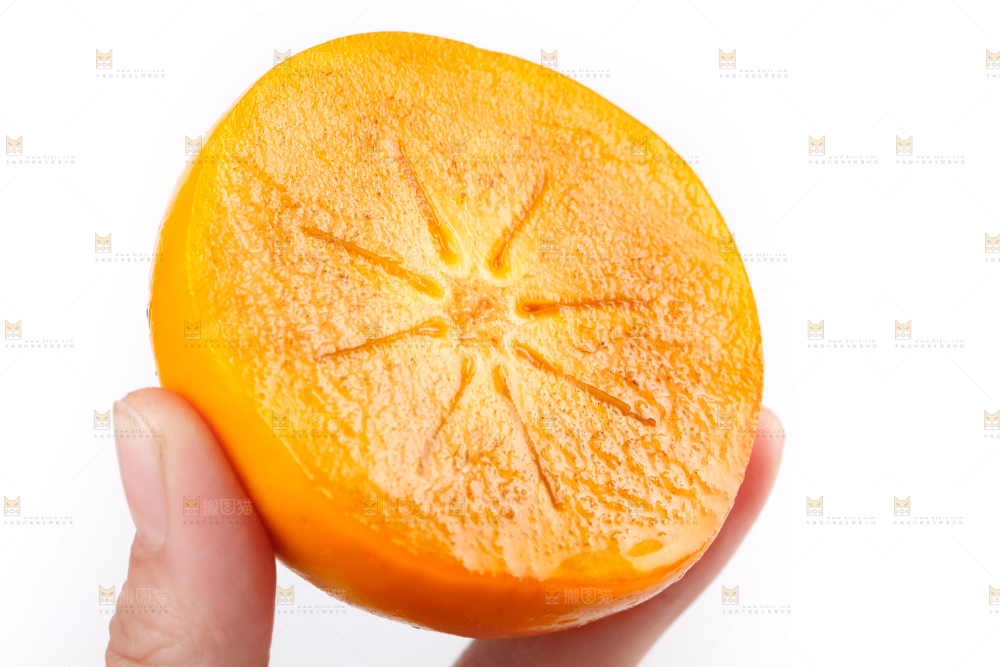 白底上的脆柿子