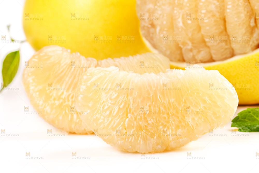 白底上的白心蜜柚