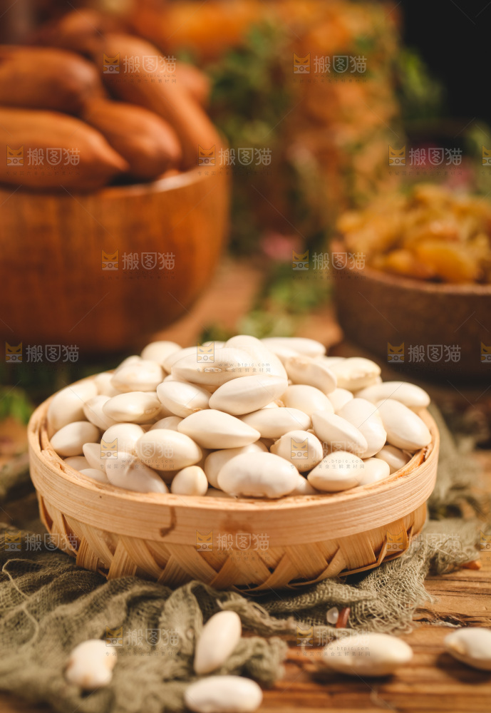 篮子装着白芸豆