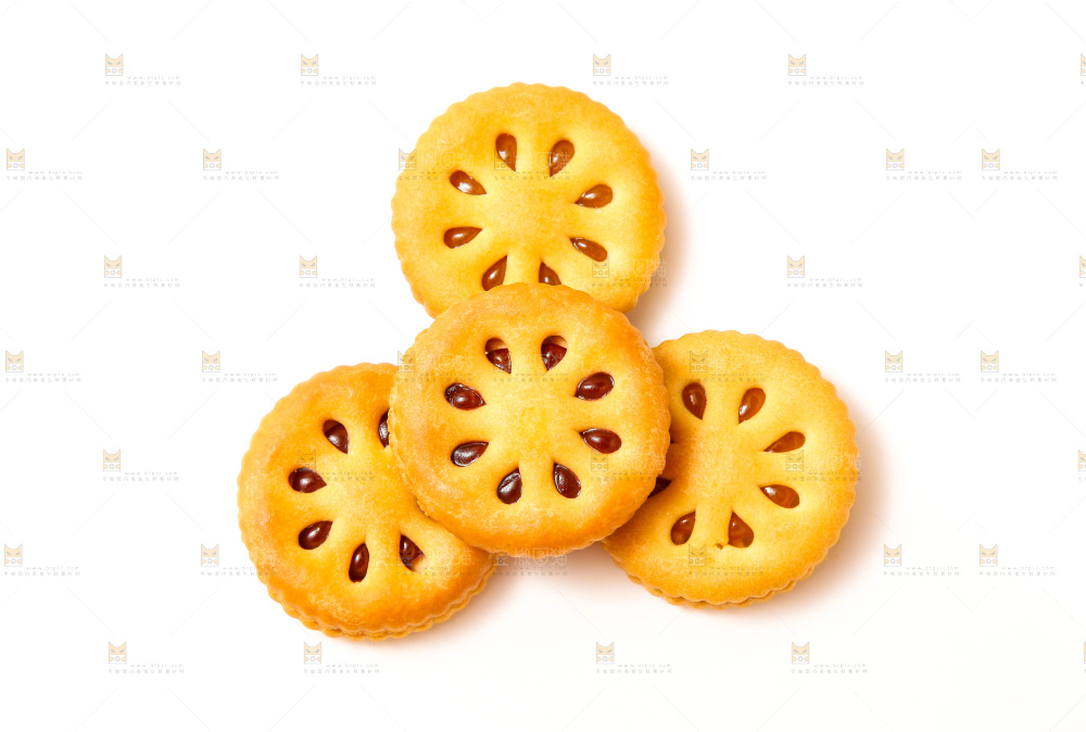 白底上的果酱夹心饼干