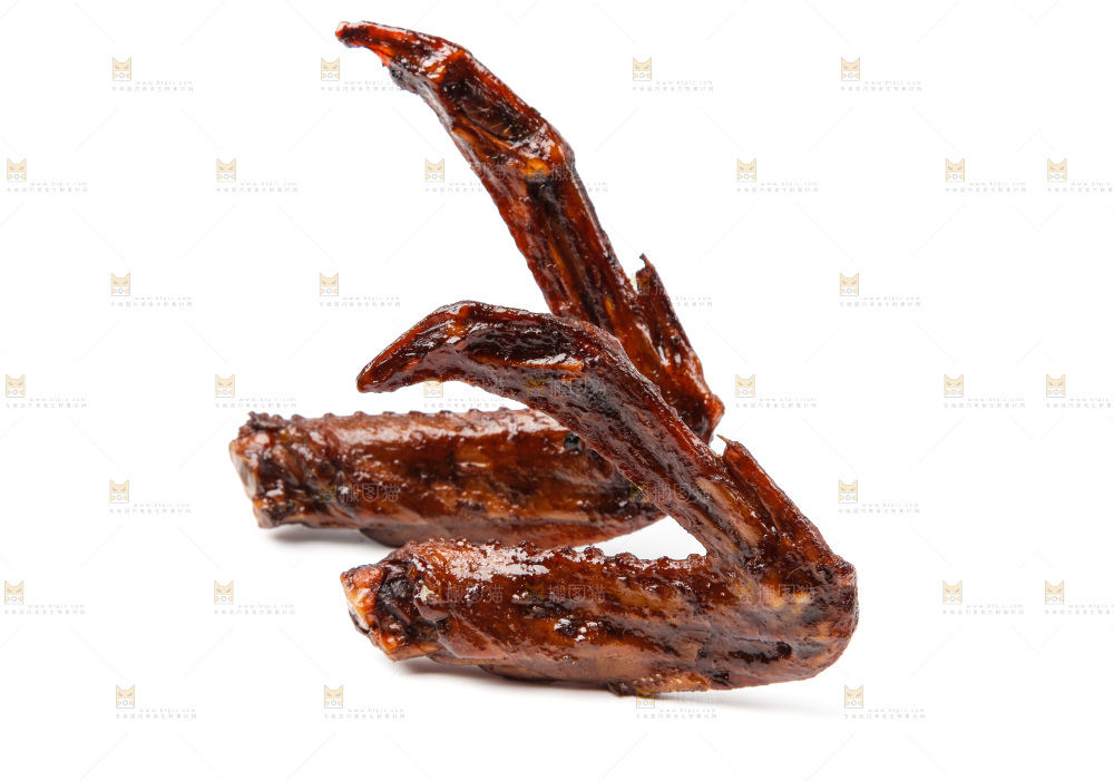 白底上的红烧鸭翅