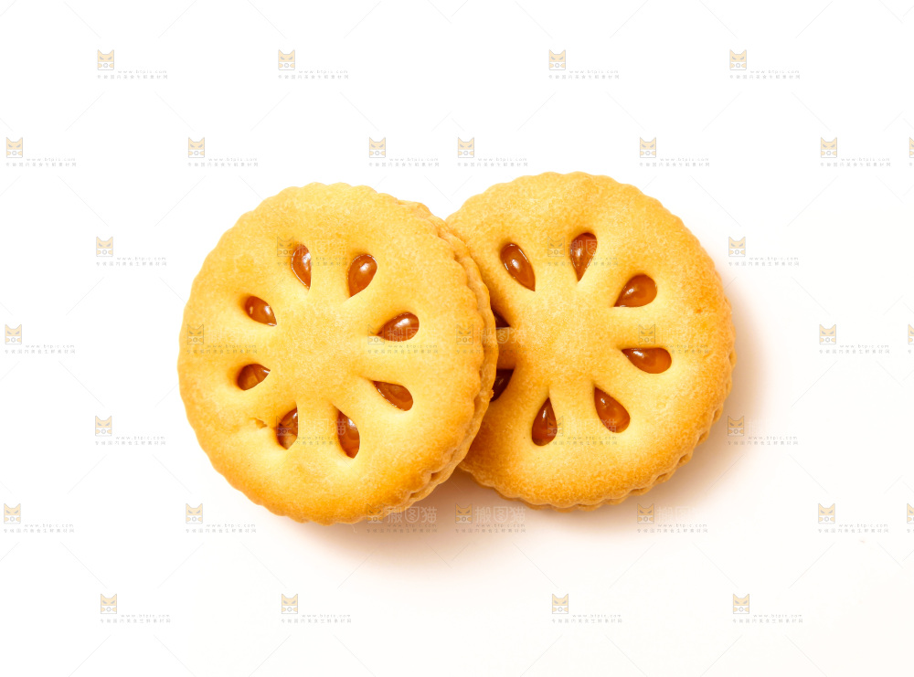 白底上的果酱夹心饼干