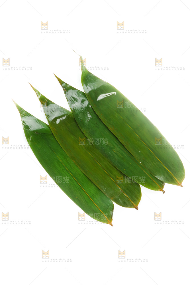 白底上的天然粽叶