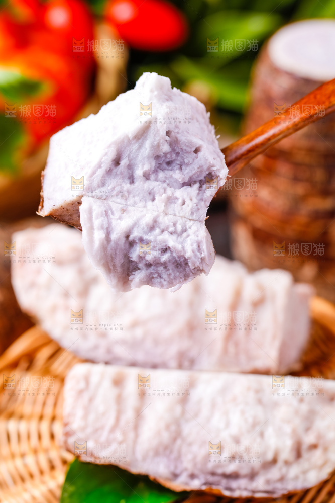勺子上的芋头果肉