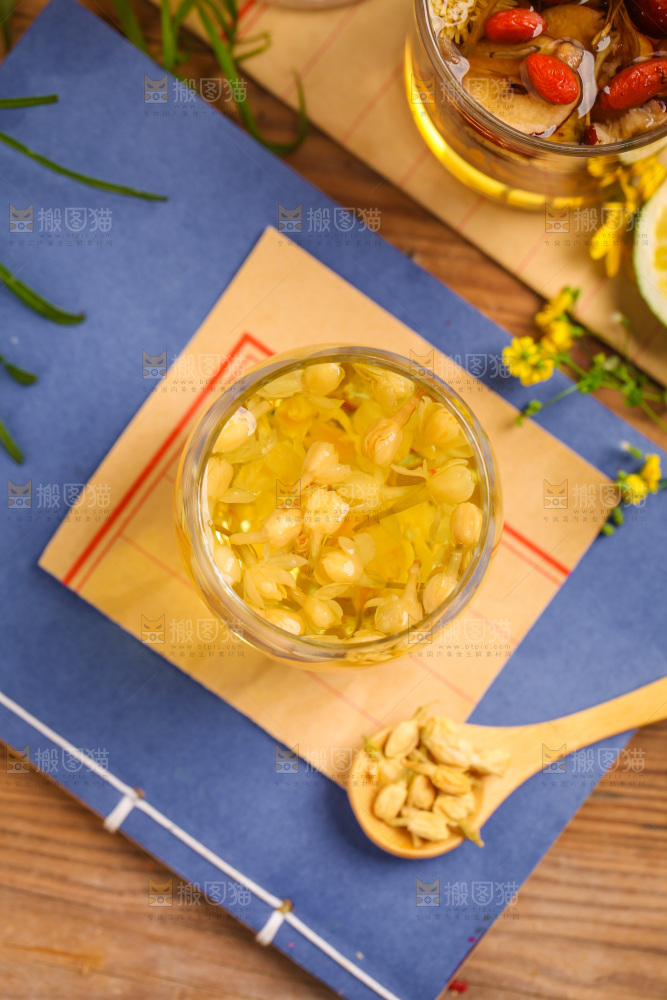 一杯茉莉花茶