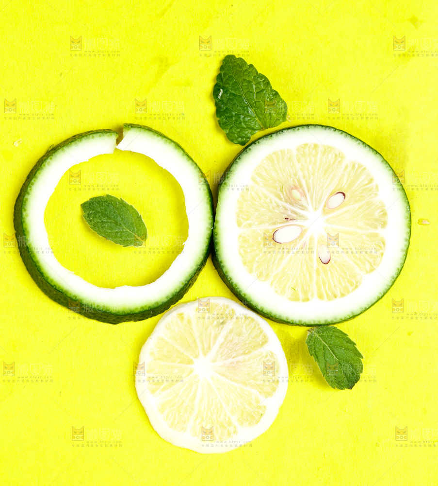 黄底上的青柠檬薄片