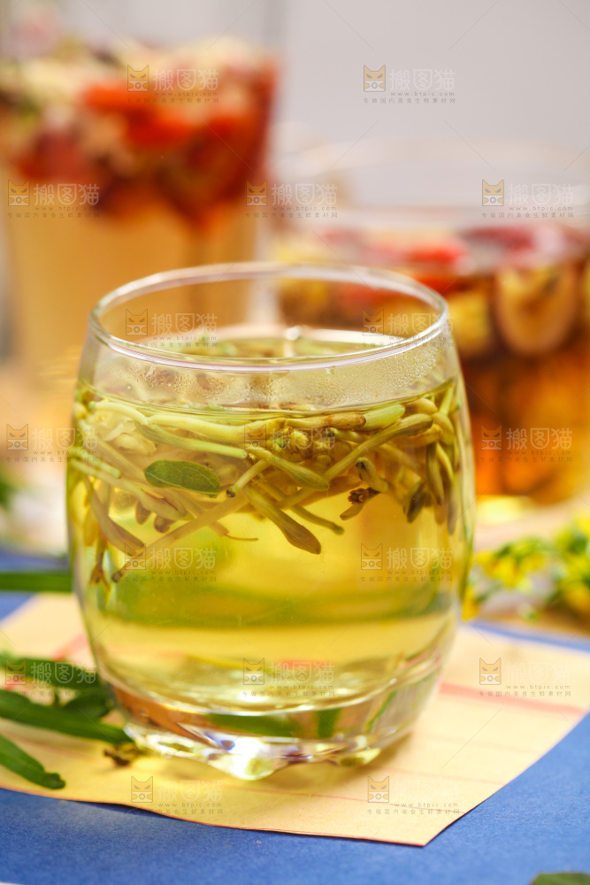 一杯金银花茶