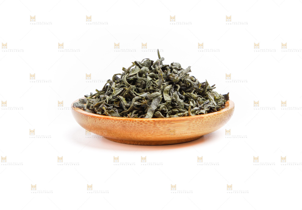 碟子里装着茶叶