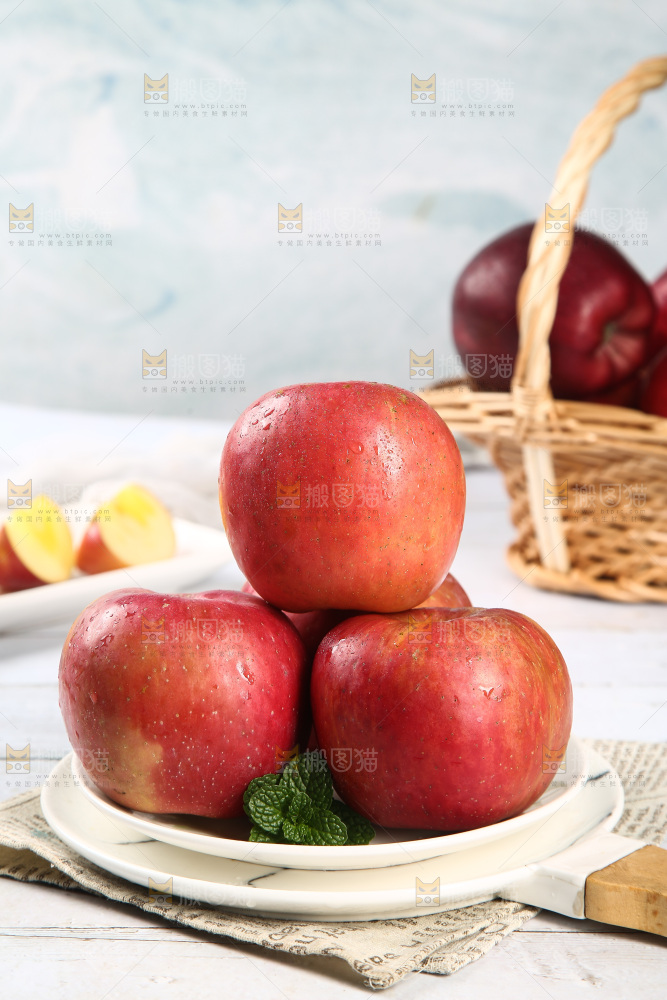 一盘阿克苏冰糖心苹果