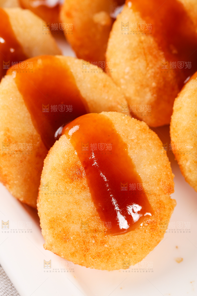 一盘红糖糯米糍粑