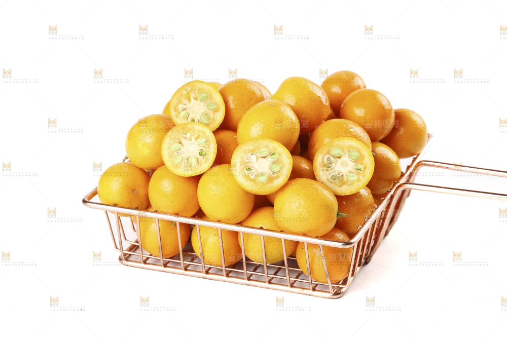 一篮新鲜金桔