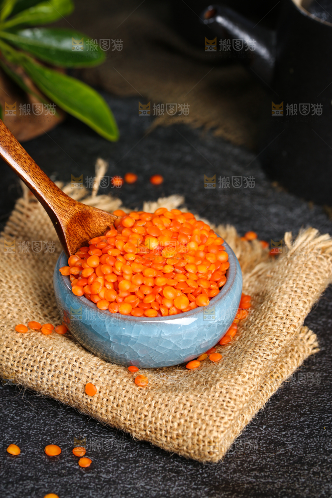 一碟番茄红扁豆