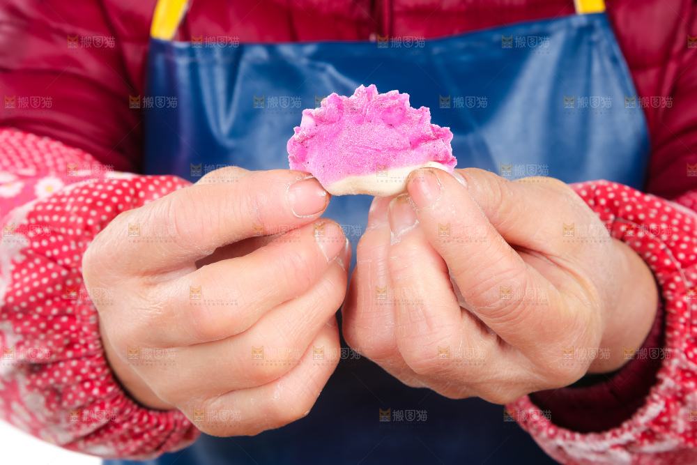 一个包好的饺子