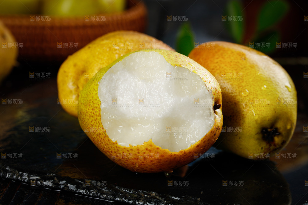 黑底上的香酥梨