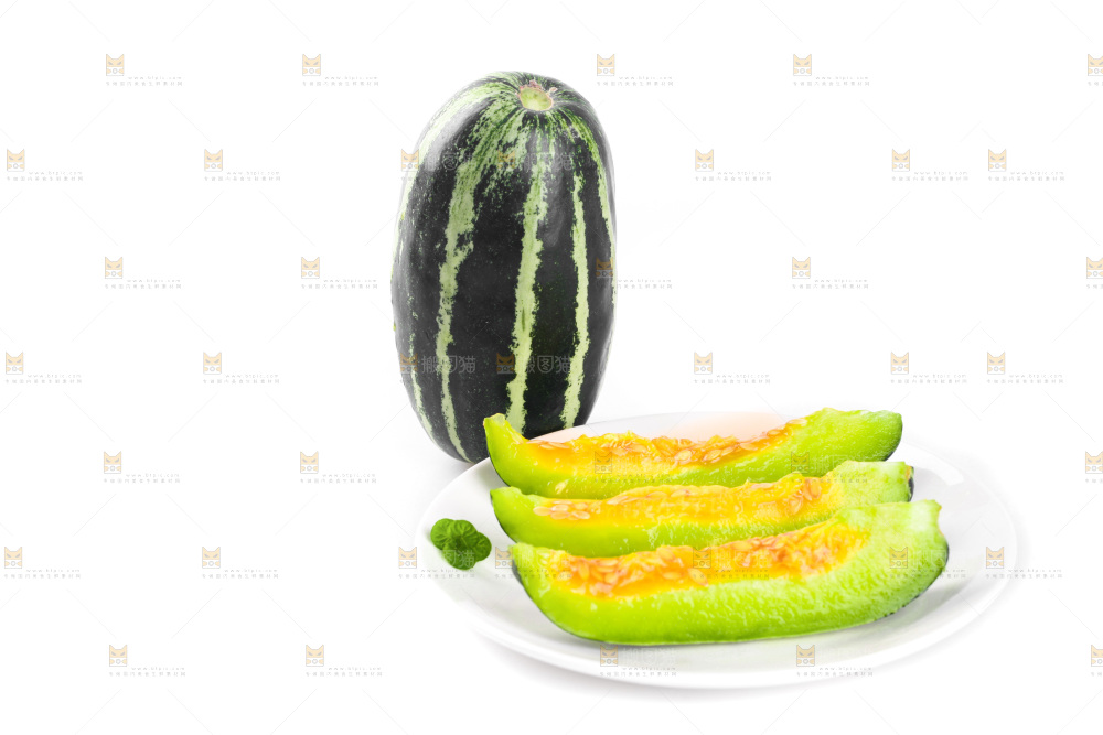 盘子里装着博洋9号甜瓜果肉