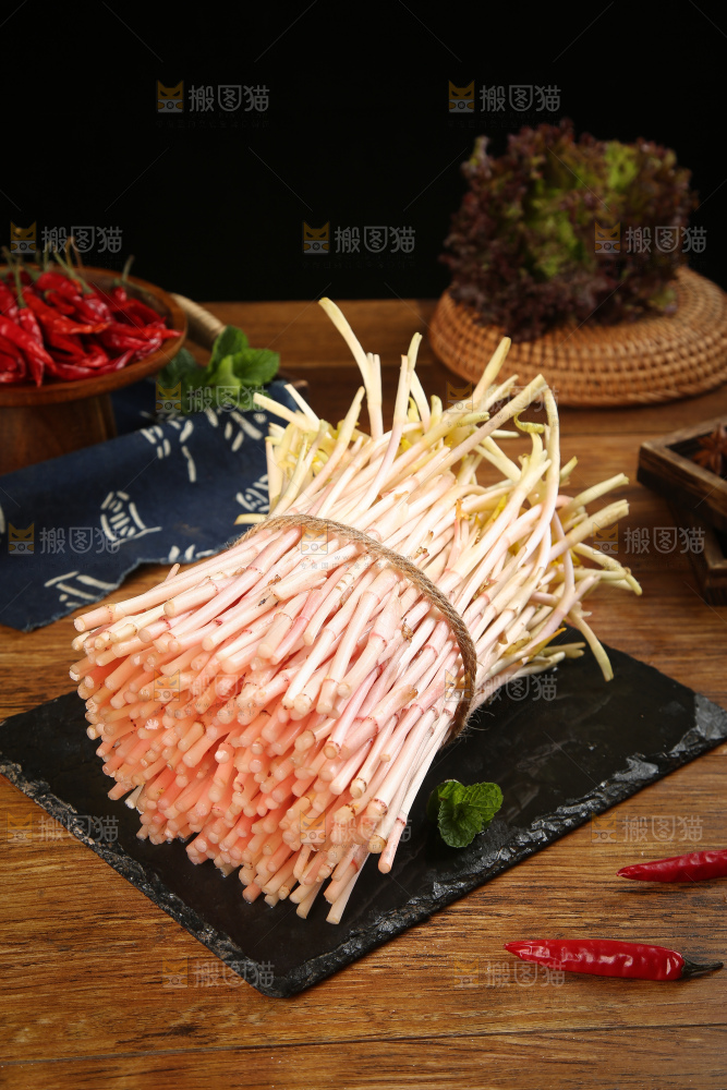 一捆折耳根嫩芽