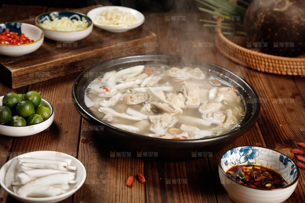 一锅椰子鸡