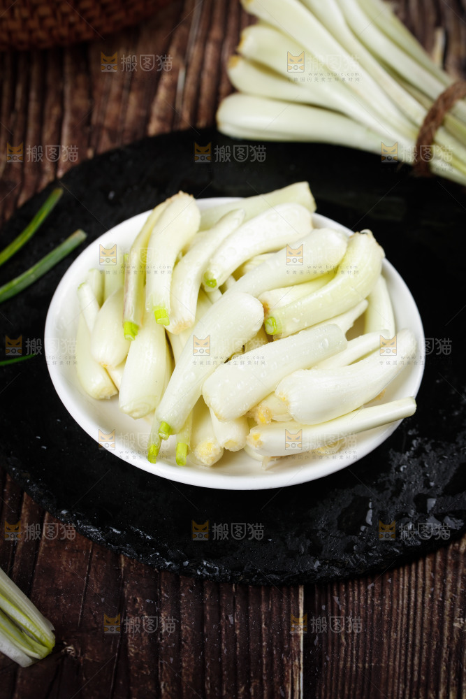 一盘无叶藠头