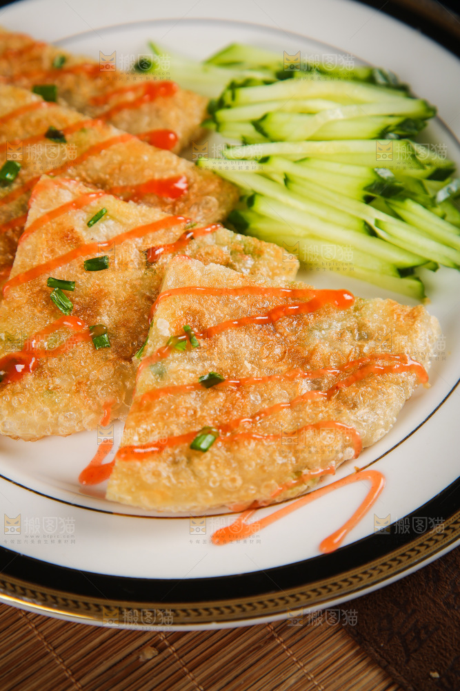 一盘葱油饼