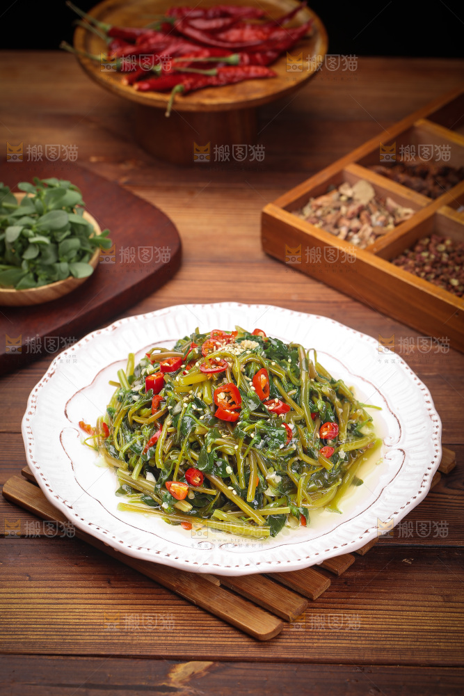 一盘蒜香马齿苋