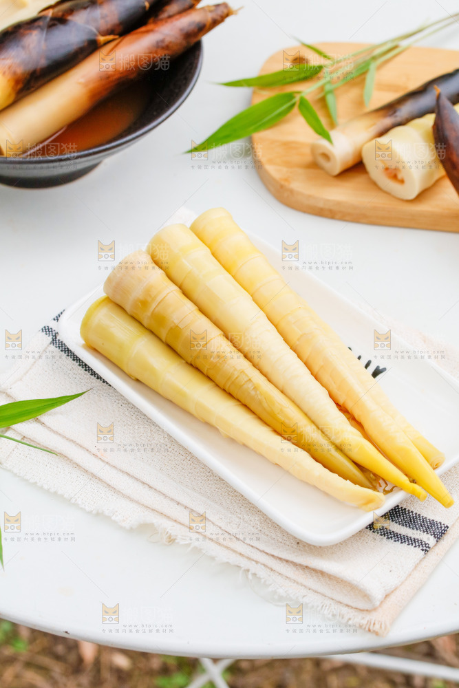一盘老汤味手剥笋