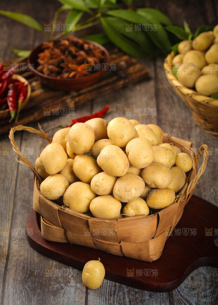 一篮黄皮小土豆