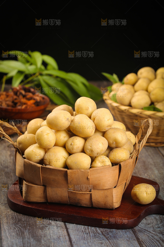 一篮黄皮小土豆