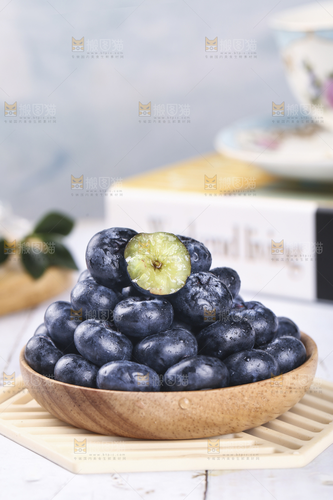 一盘怡颗莓