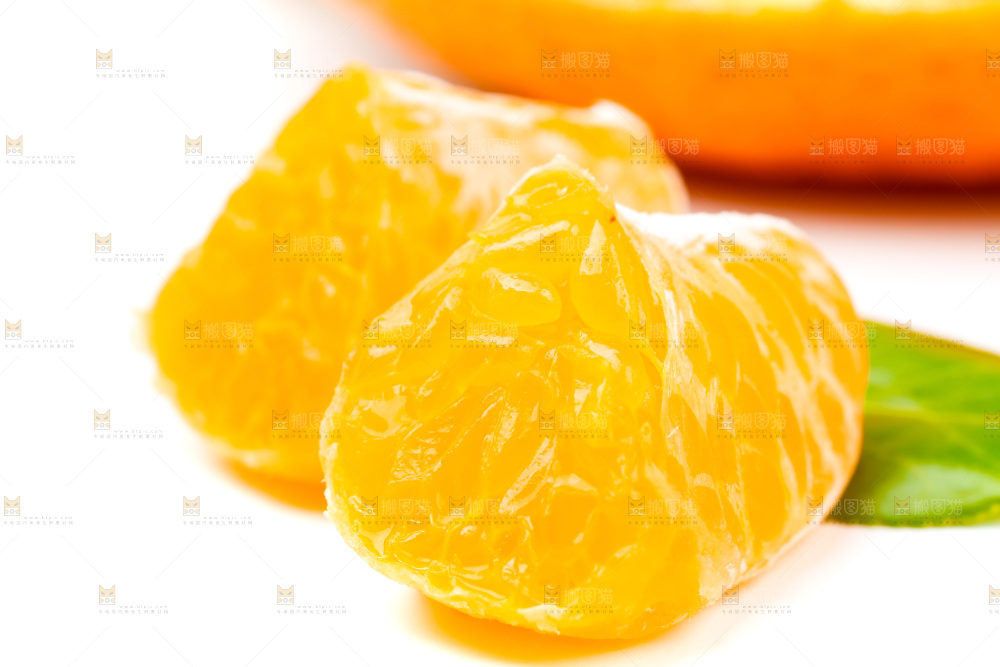 白底上的不知火