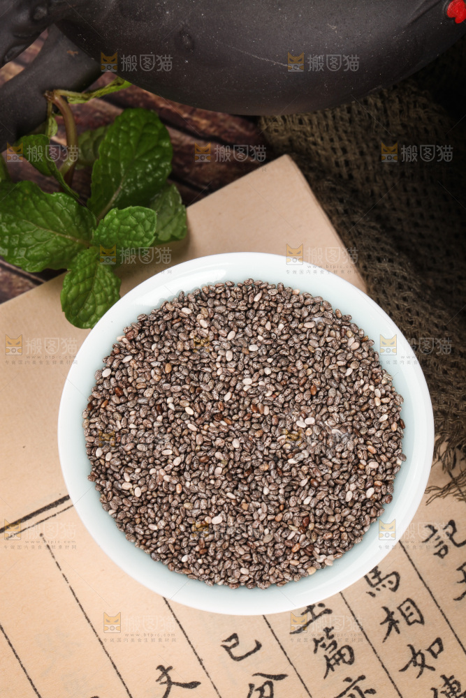 一碗奇亚籽
