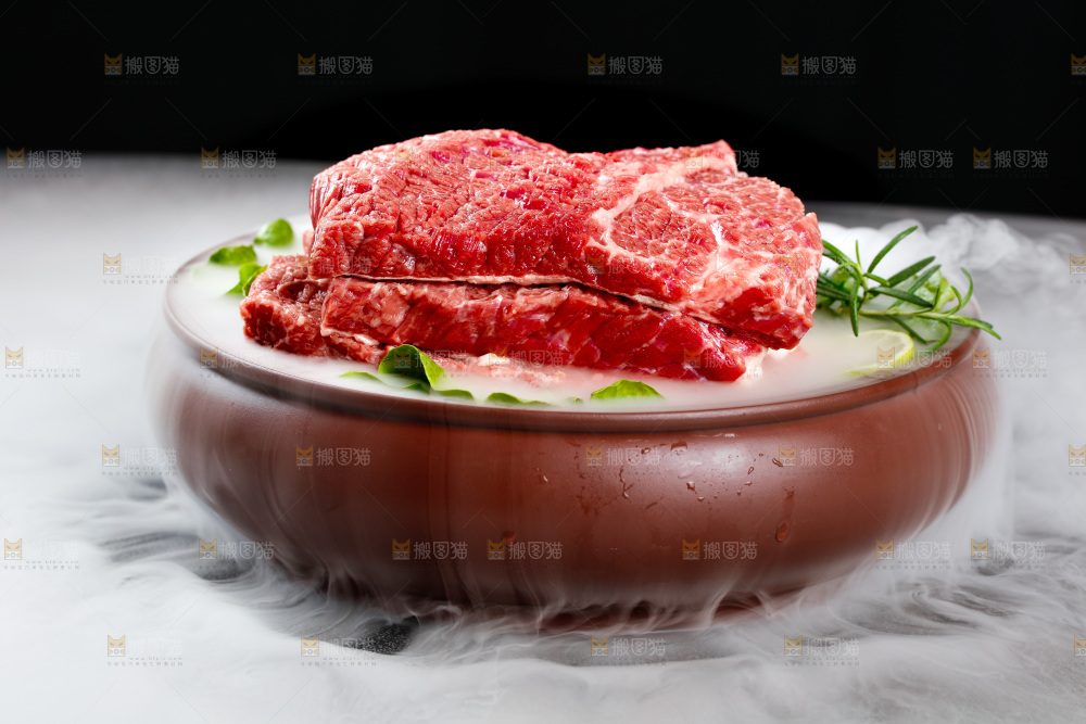 新鲜的牛腩肉