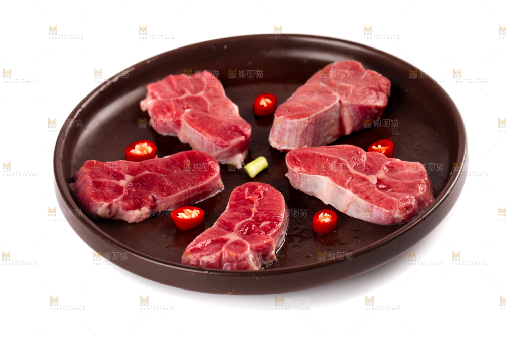 盘子里装着牛肉