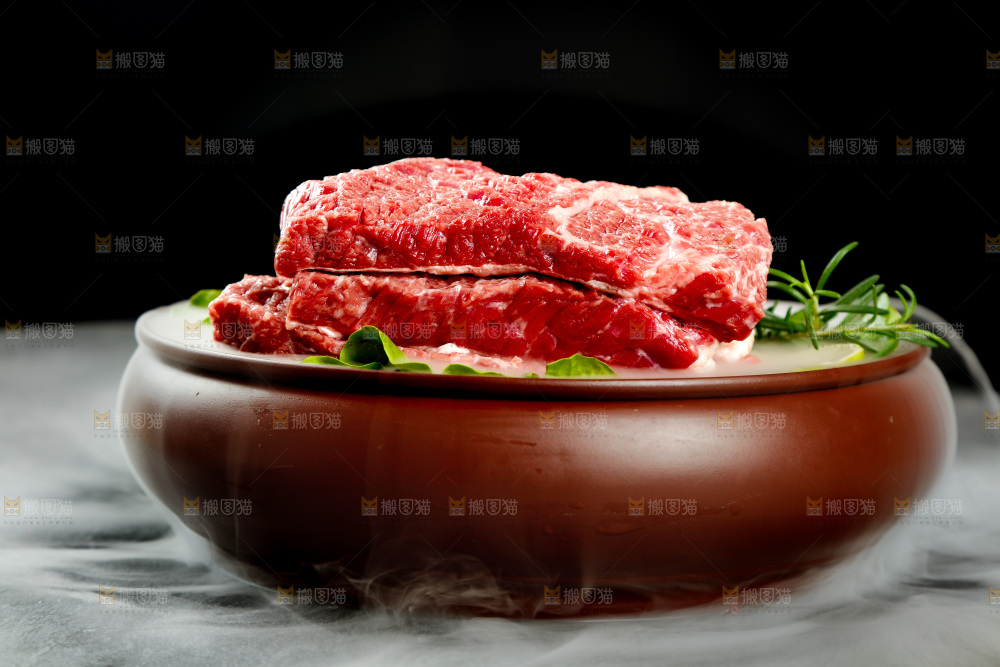 新鲜的牛腩肉