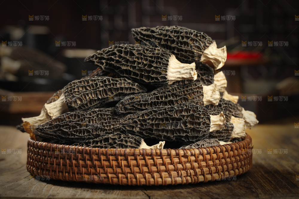 一篮干羊肚菌