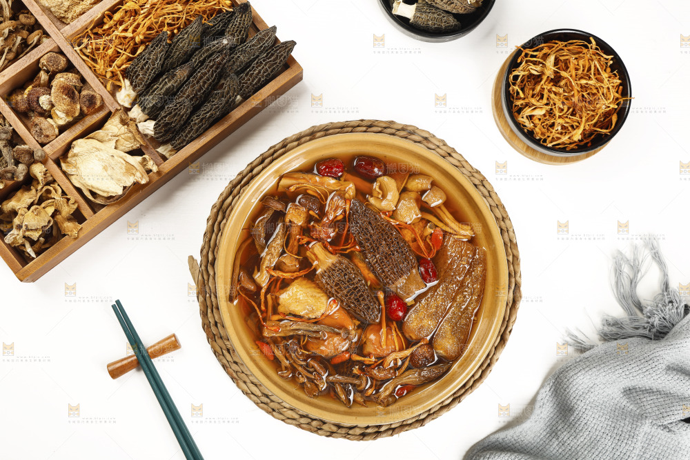 一碗山珍菌汤
