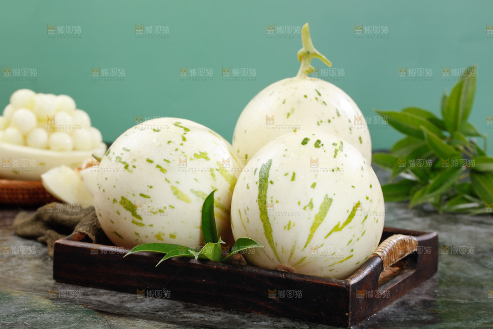 一堆月露流星蜜瓜