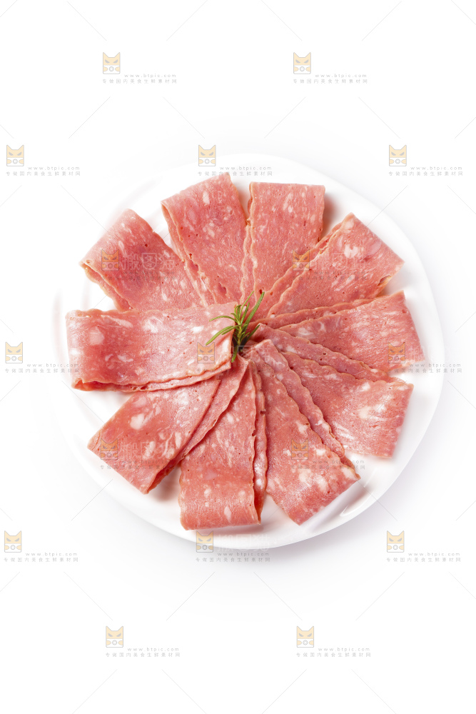 白底上放着一盘培根肉