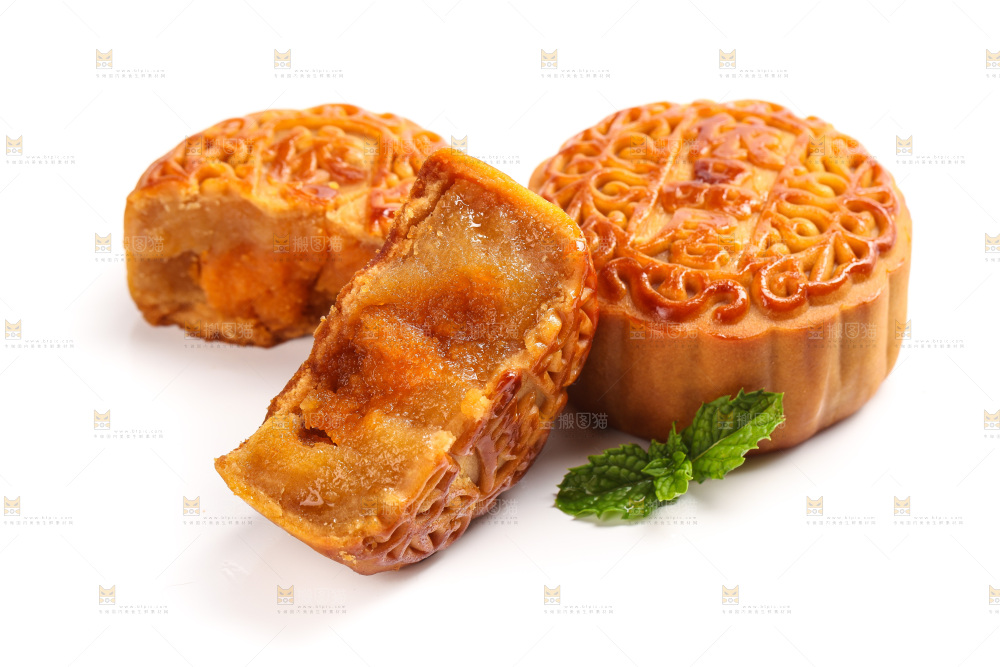 白底上的广式蛋黄月饼