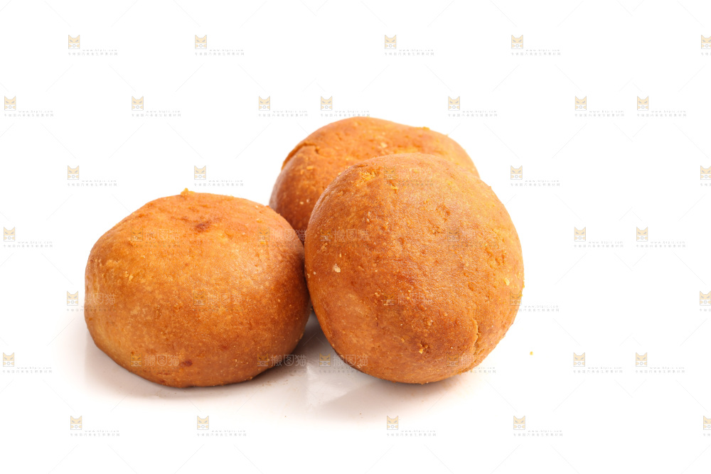 白底上的火腿月饼