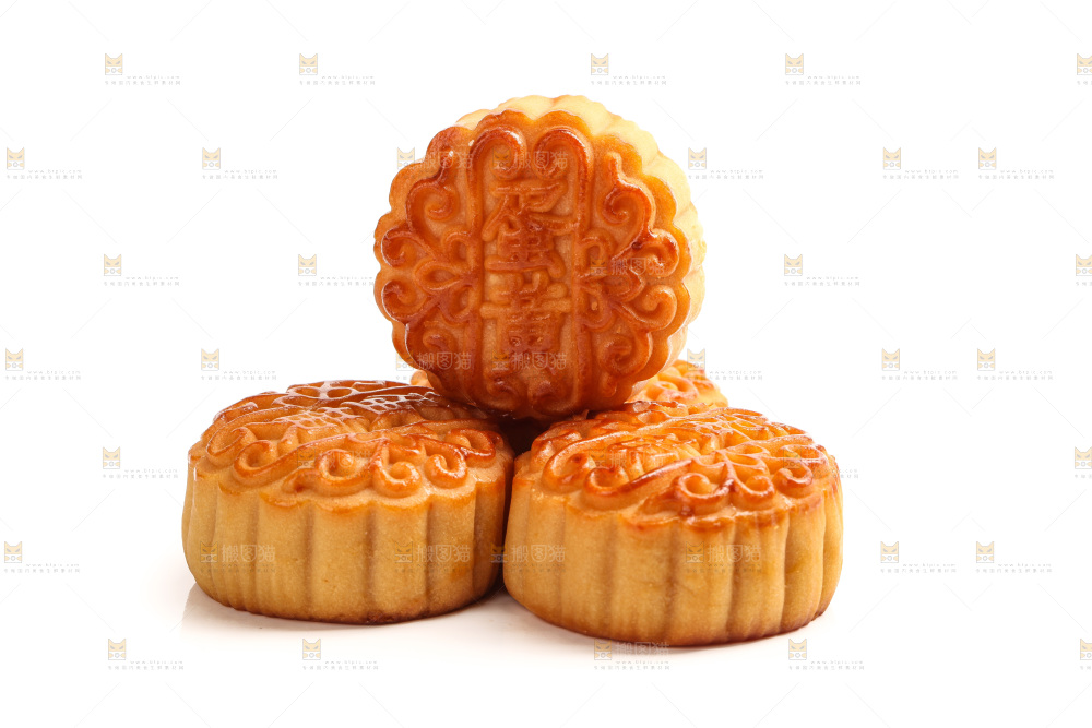 白底上的广式蛋黄月饼