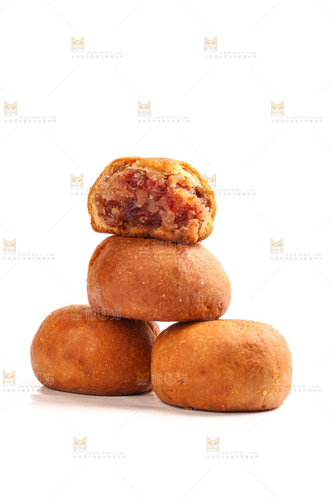 白底上的火腿月饼