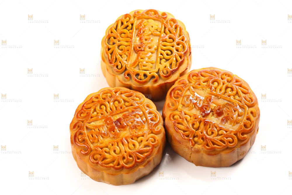 白底上的广式蛋黄月饼
