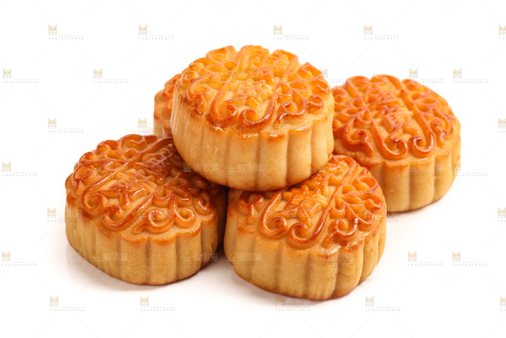 白底上的广式蛋黄月饼