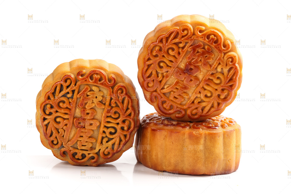 白底上的广式蛋黄月饼